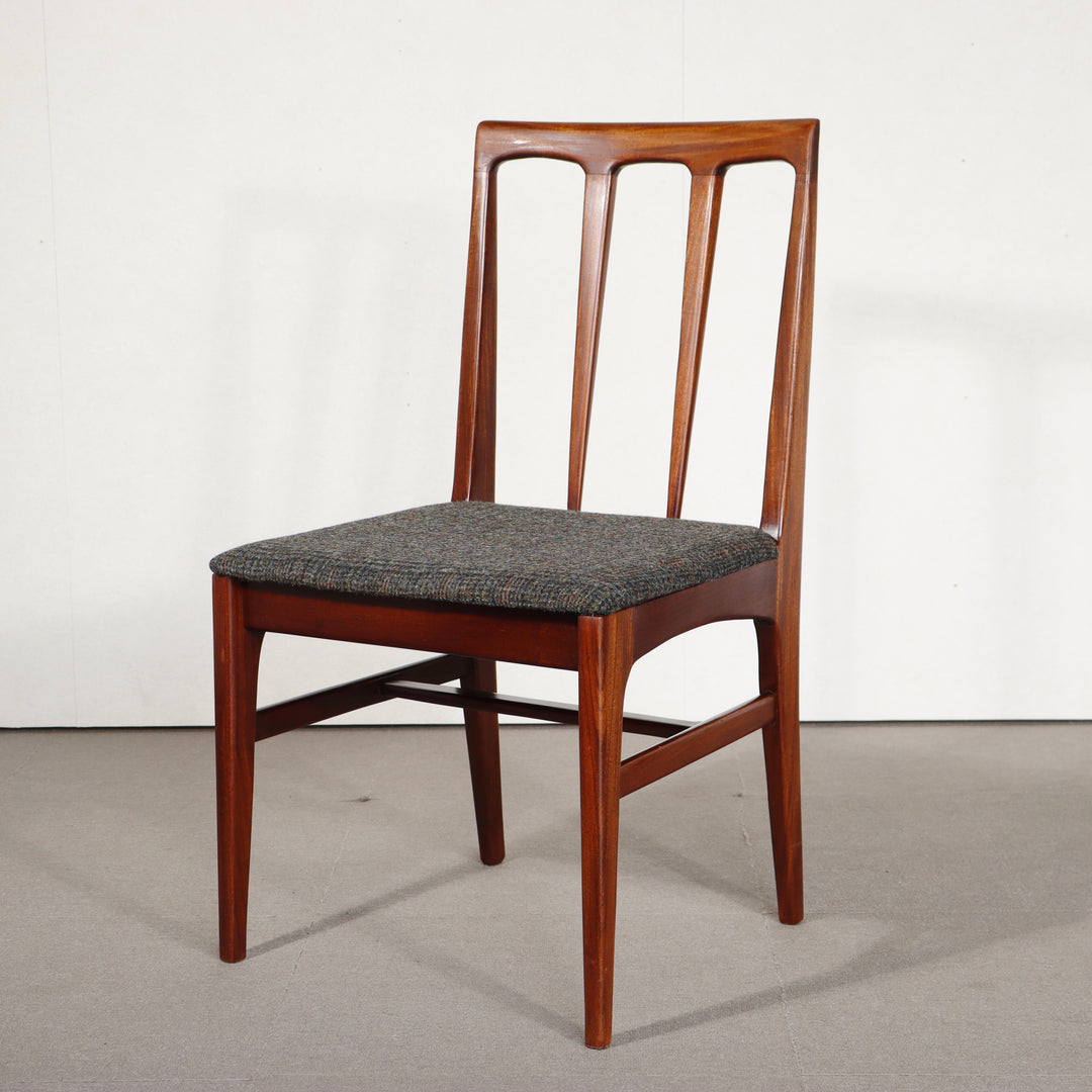 【comingsoon!】　YOUNGER RECTANGULAR CHAIR ItemCode-AVON18d | 送料込