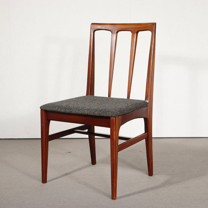 【comingsoon!】　YOUNGER RECTANGULAR CHAIR ItemCode-AVON18d | 送料込