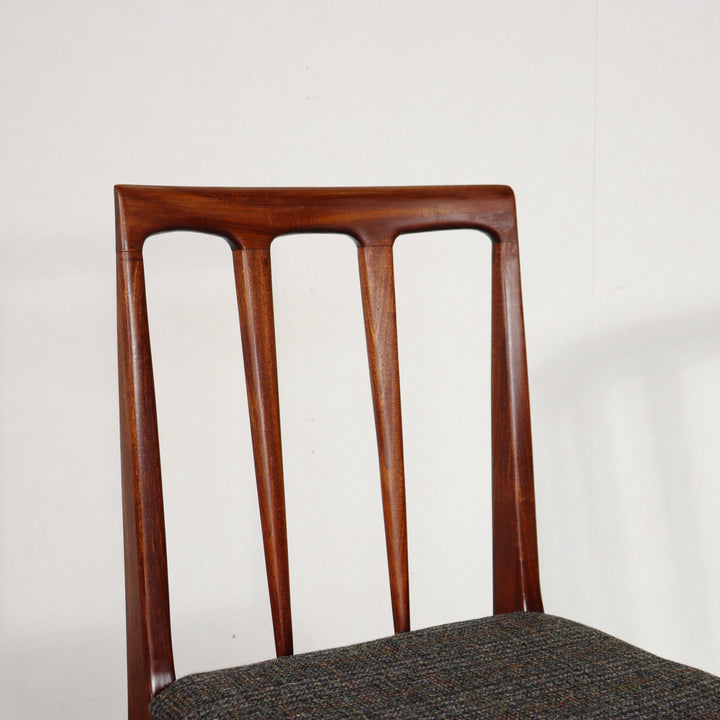 【comingsoon!】　YOUNGER RECTANGULAR CHAIR ItemCode-AVON18d | 送料込