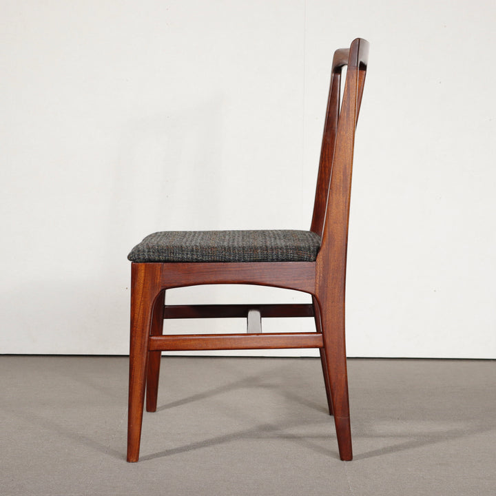 【comingsoon!】　YOUNGER RECTANGULAR CHAIR ItemCode-AVON18d | 送料込
