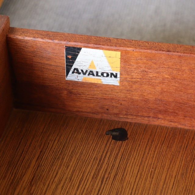 『冷やし中華はじめました』アヴァロンAVALONのデスク　商品番号24073