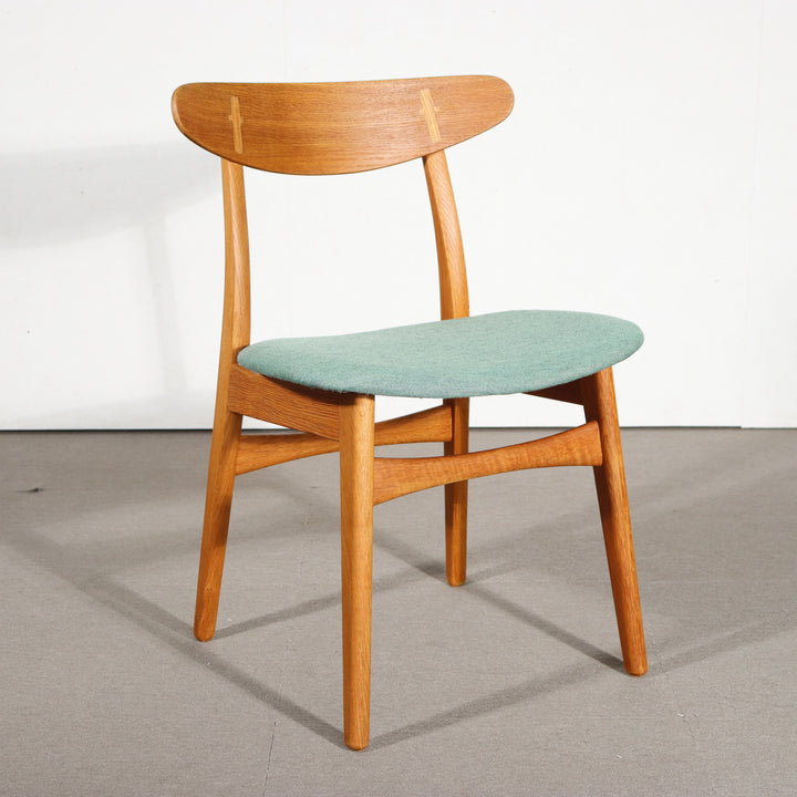 Dining chair Model CH-30 by Hans J. Wegner　ItemCode-SKOV90d | 送料込