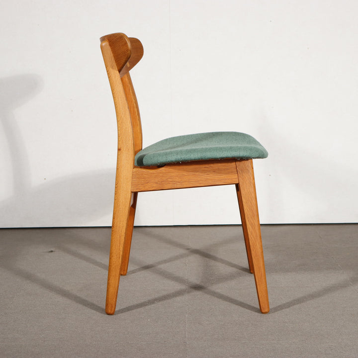 Dining chair Model CH-30 by Hans J. Wegner　ItemCode-SKOV90d | 送料込