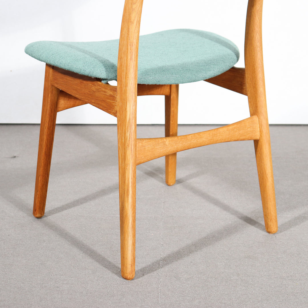 Dining chair Model CH-30 by Hans J. Wegner　ItemCode-SKOV90d | 送料込