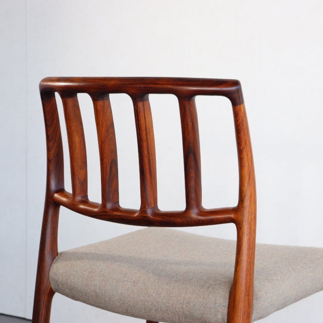 【デザイナー８０％】　J.L.モラー（J.L.Moller）No.83　デンマーク製ダイニングチェア　商品番号27022b
