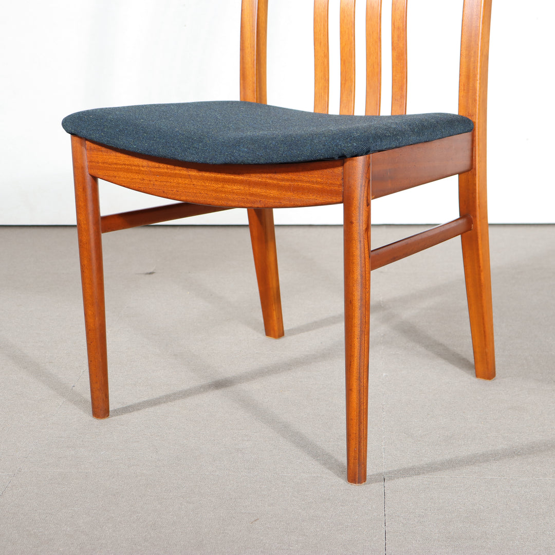 BEITHCRAFT DINING CHAIR　ItemCode-26002e