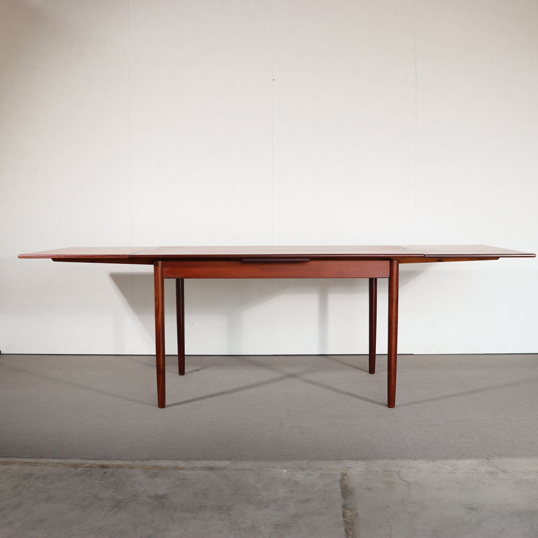 【comingsoon!】　Denmark Dining table | ItemCode-VIND74 | 送料込