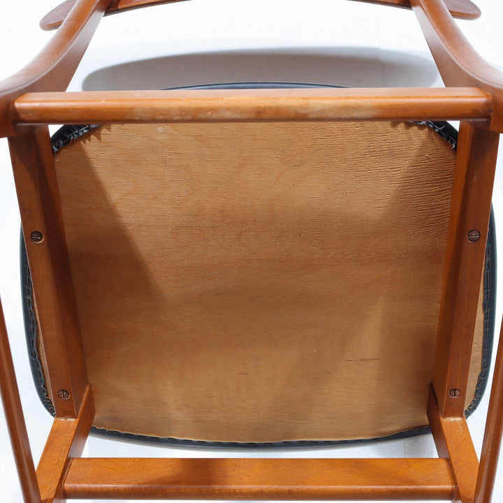 【comingsoon!】　Dining chair　ItemCode-SKOV110a