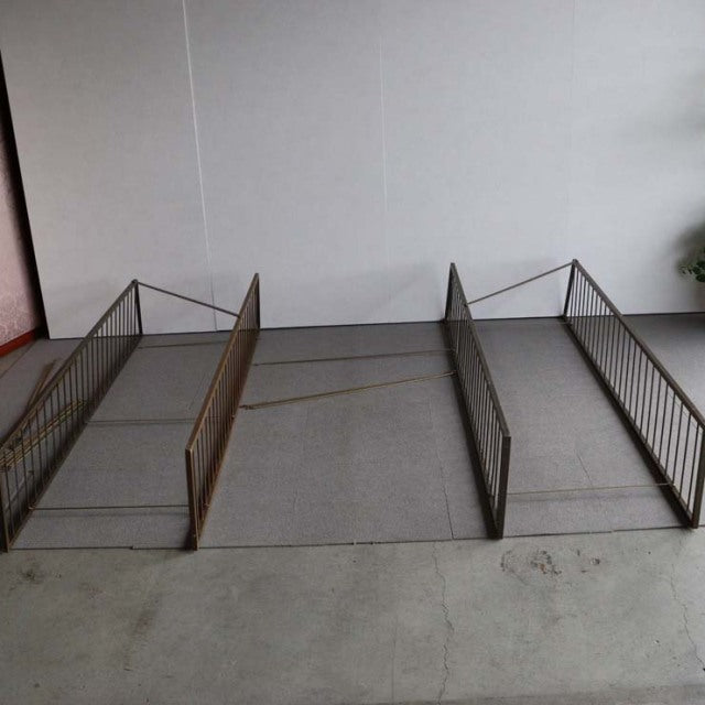 商品番号【23043】　の組み立て用画像 ステイプルStaples社製のLadderaxラダラックス・ユニットシェルフ
