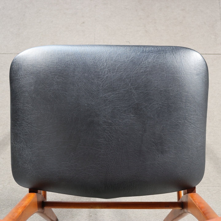 【comingsoon!】　Dining chair　ItemCode-SKOV110d