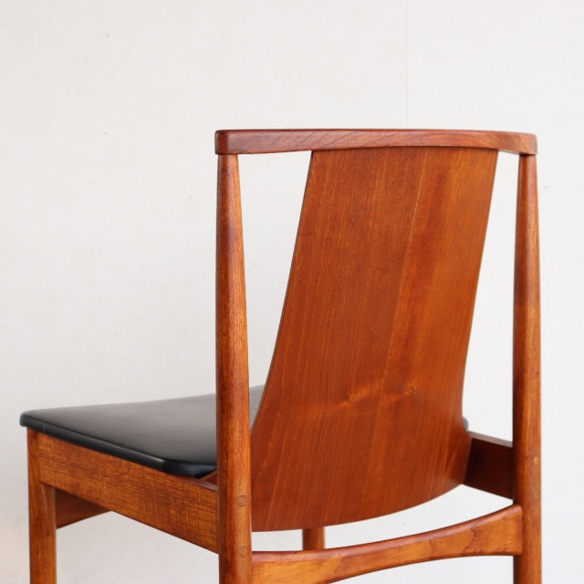 Y様引き取り専用！　TEAK CHAIR/CURVED BACK 　商品番号26036b