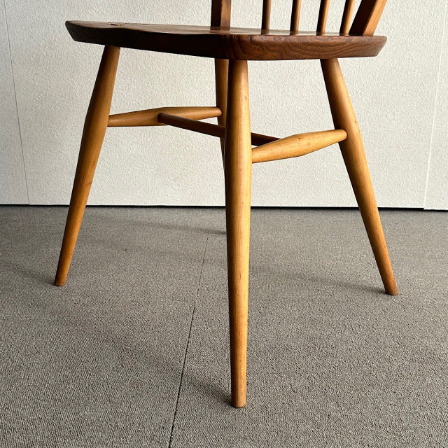 こっちのアーコール　ERCOL フープバックチェア　商品番号25113a