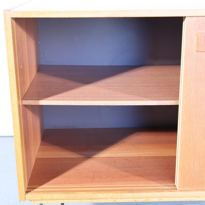 デンマーク製キャビネット | ItemCode-VIND30 | 送料込 【Pac-Man Handle】