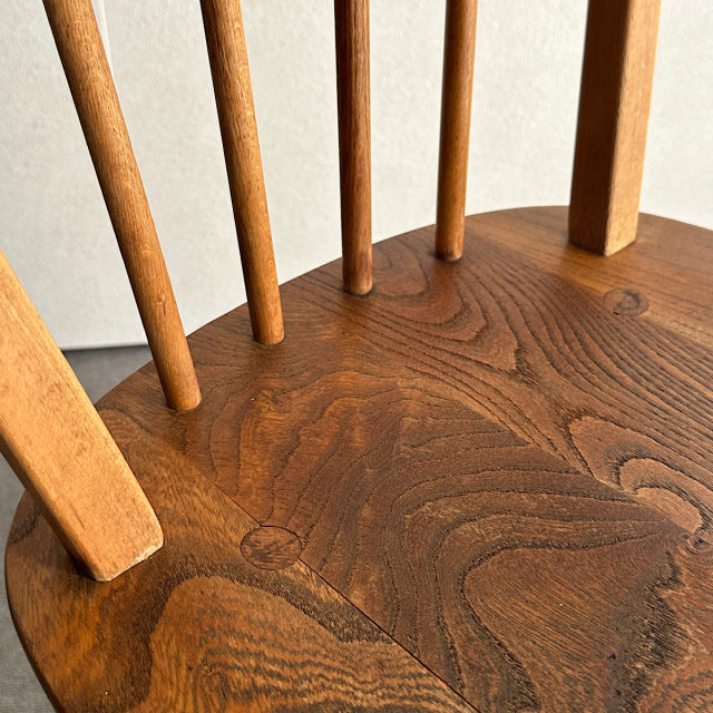 こっちのアーコール　ERCOL フープバックチェア　商品番号25113f