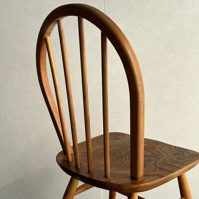 こっちのアーコール　ERCOL フープバックチェア　商品番号25113f