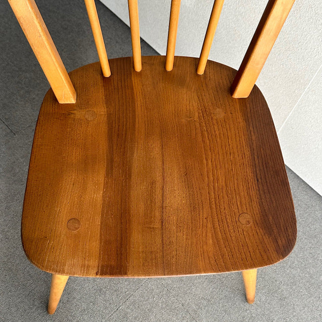 こっちのアーコール　ERCOL フープバックチェア　商品番号25113b