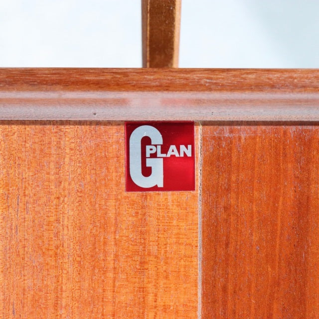 G-PLAN(ジープラン)ラウンドダイニングテーブル   【ヤラレた】ItemCode-WOLD8 | 送料込