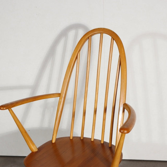 ERCOL(アーコール)クエーカーチェア  ひじ掛けアリ【これがいい】　ItemCode-GLEN20c