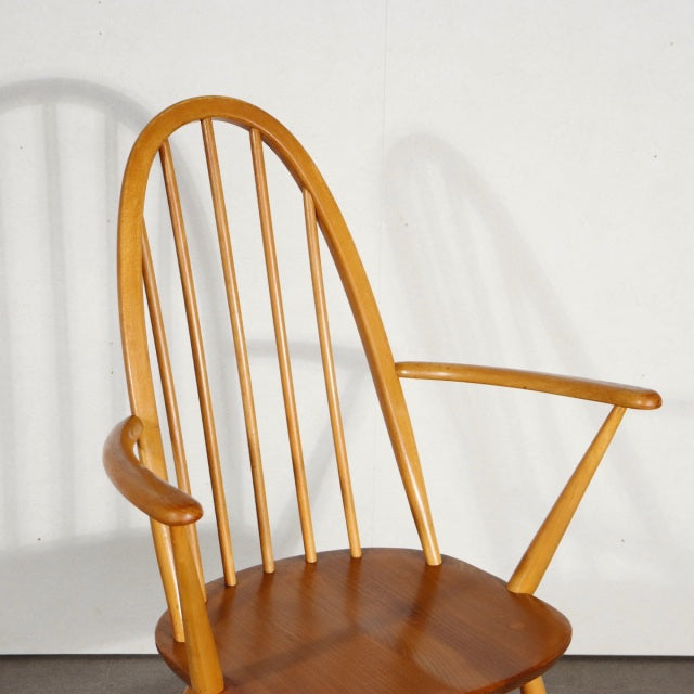 ERCOL(アーコール)クエーカーチェア  ひじ掛けアリ【これがいい】　ItemCode-GLEN20c