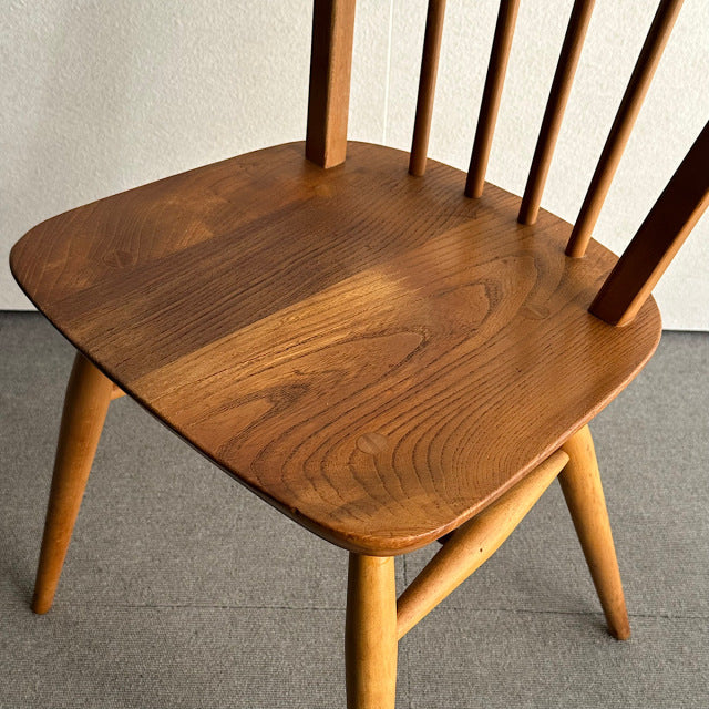 こっちのアーコール　ERCOL フープバックチェア　商品番号25113c