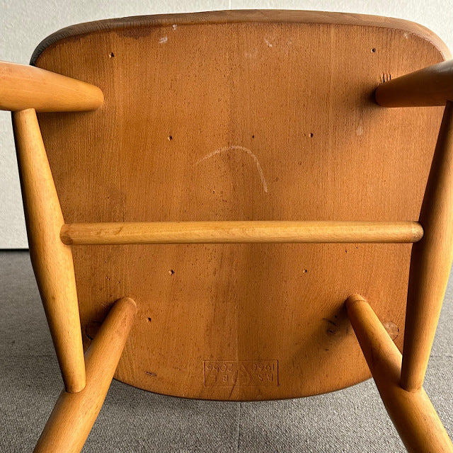 こっちのアーコール　ERCOL フープバックチェア　商品番号25113c