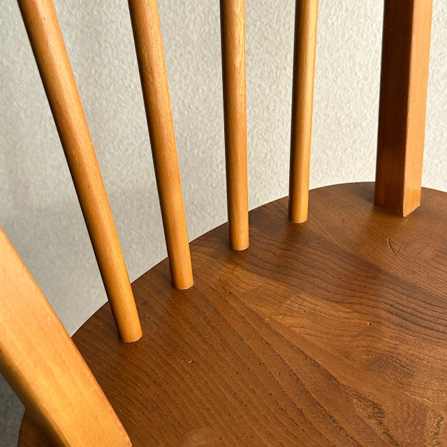 こっちのアーコール　ERCOL フープバックチェア　商品番号25113d