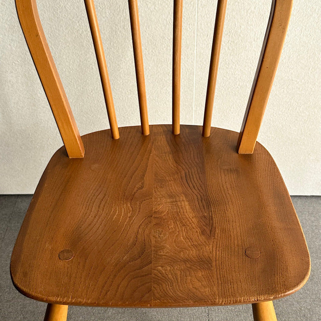 こっちのアーコール　ERCOL フープバックチェア　商品番号25113d