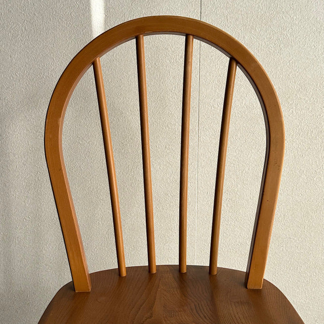 こっちのアーコール　ERCOL フープバックチェア　商品番号25113d