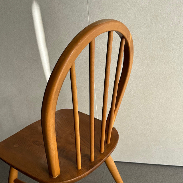 こっちのアーコール　ERCOL フープバックチェア　商品番号25113d