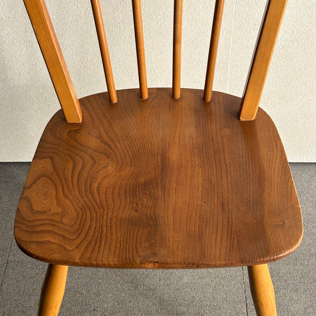 こっちのアーコール　ERCOL フープバックチェア　商品番号25113e