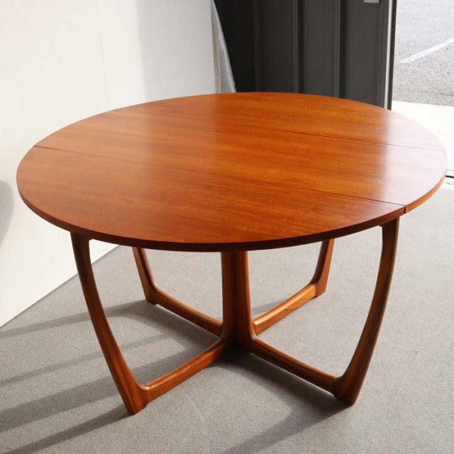 ベイスクラフトBEITHCRAFTダイニングテーブル    地元愛溢れる家具屋 ItemCode-23138