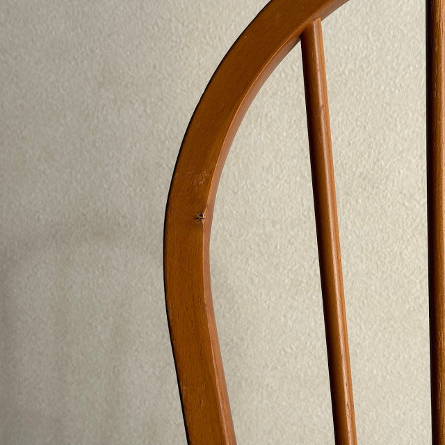 こっちのアーコール　ERCOL フープバックチェア　商品番号25113e