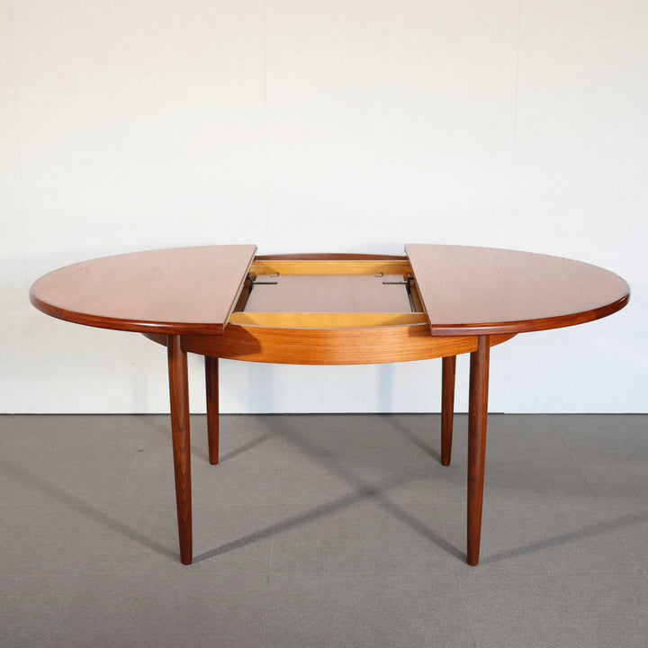 【comingsoon!】 G PLAN CIRCULAR DINING TABLE ItemCode-DAWN20