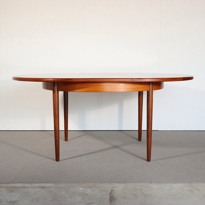 【comingsoon!】 G PLAN CIRCULAR DINING TABLE ItemCode-DAWN20