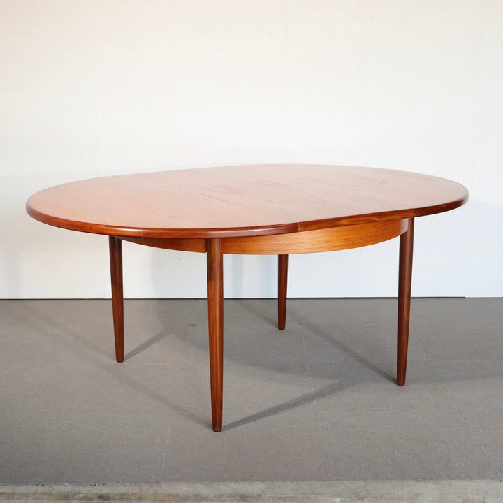 【comingsoon!】 G PLAN CIRCULAR DINING TABLE ItemCode-DAWN20