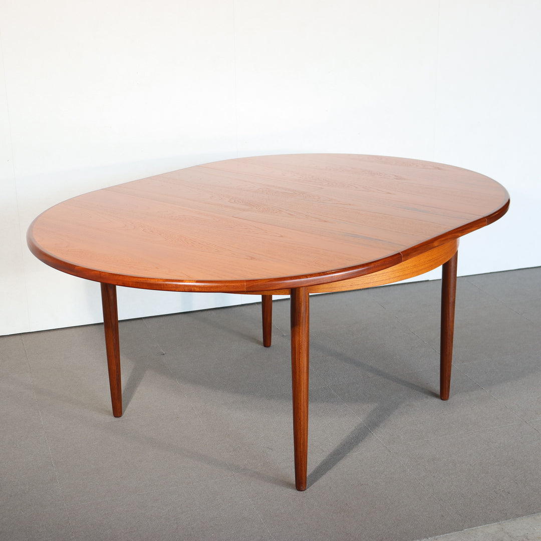 【comingsoon!】 G PLAN CIRCULAR DINING TABLE ItemCode-DAWN20