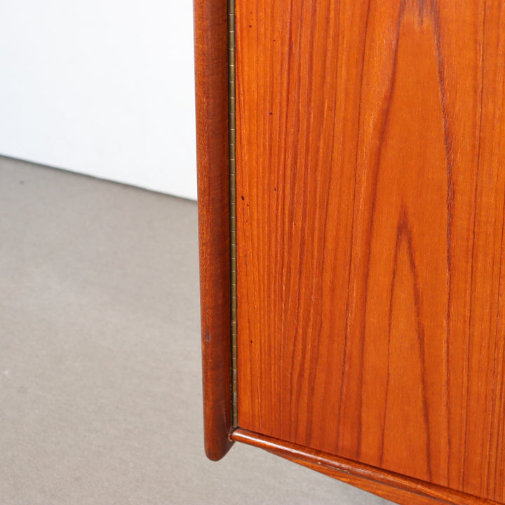 【comingsoon!】 YOUNGER VOLNAY AFROMOSIA SIDEBOARD ItemCode-DAWN54