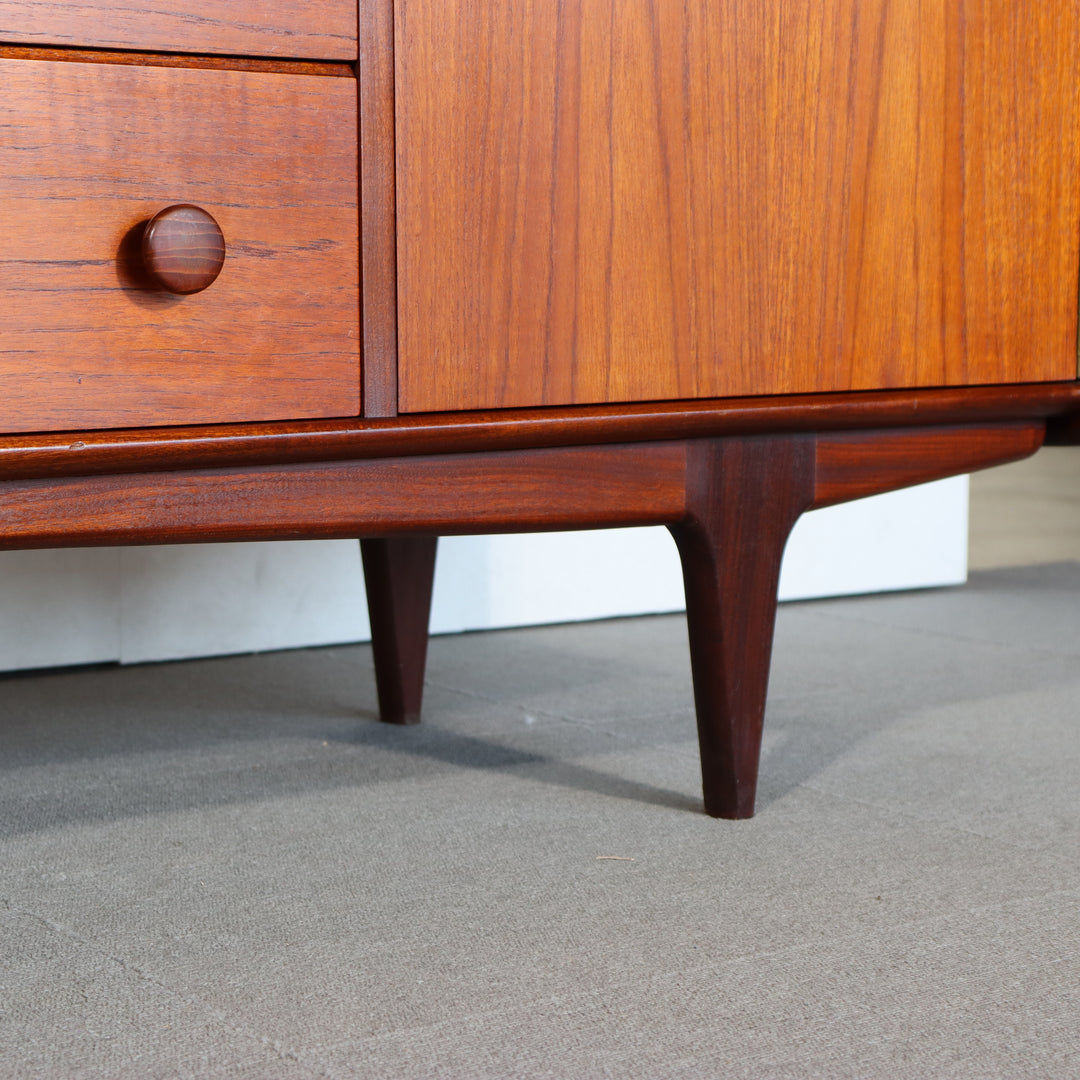 【comingsoon!】 YOUNGER VOLNAY AFROMOSIA SIDEBOARD ItemCode-DAWN54