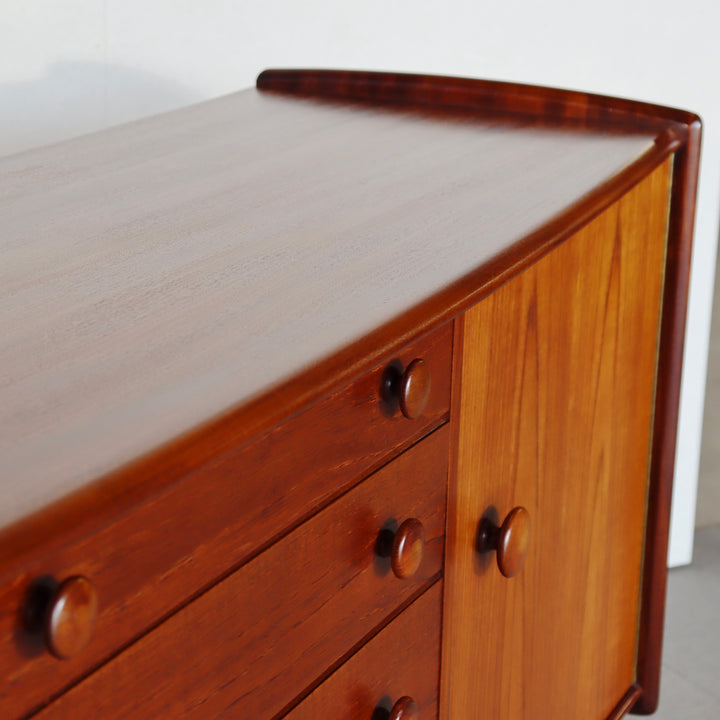 【comingsoon!】 YOUNGER VOLNAY AFROMOSIA SIDEBOARD ItemCode-DAWN54