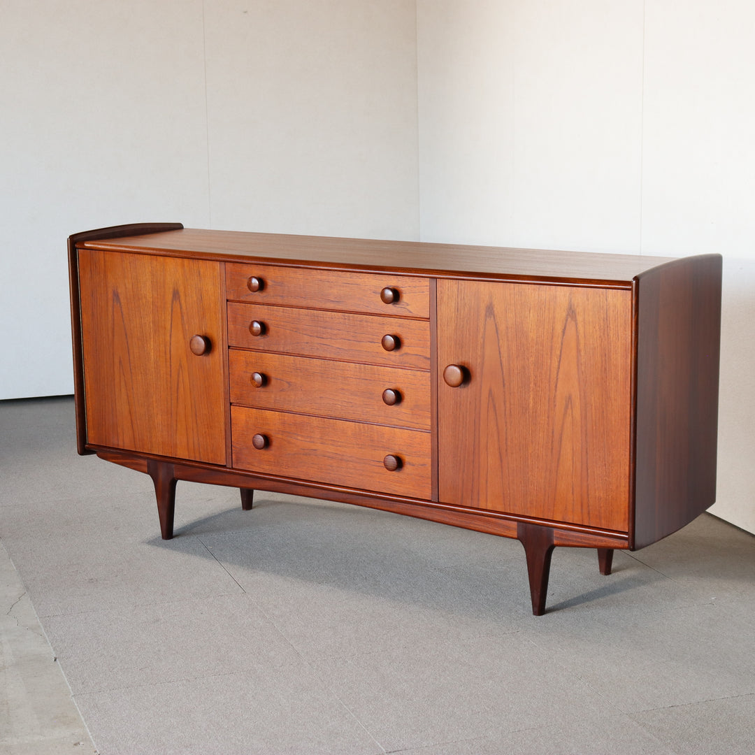 【comingsoon!】 YOUNGER VOLNAY AFROMOSIA SIDEBOARD ItemCode-DAWN54