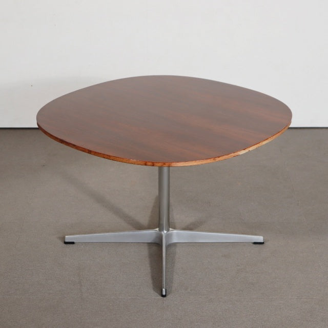Arne Jacobsen×Piet Hein Superellipse Table made by Fritz Hansen【数式】  ItemCode-SKOV96 | 送料込