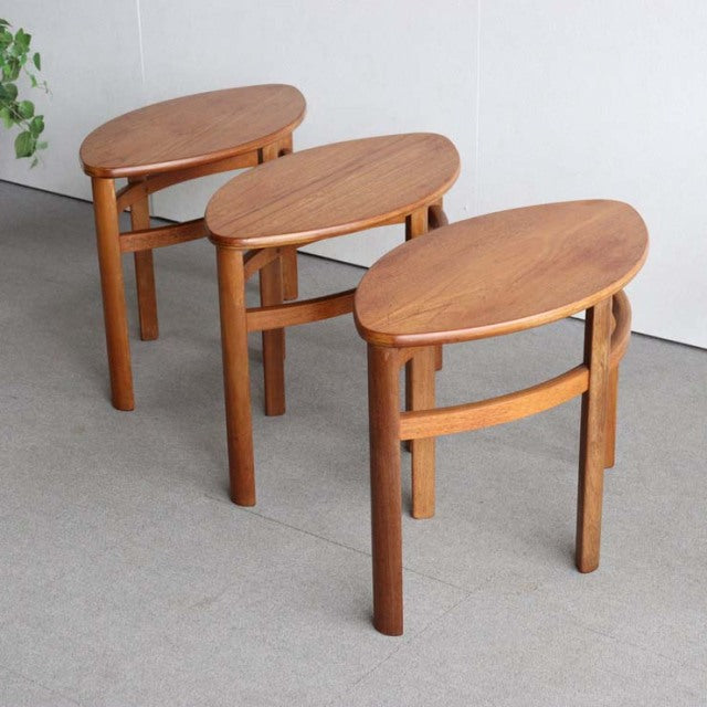 マハリクマハリタ。　ネイサンNATHANのトリニティネストテーブル　商品番号25031
