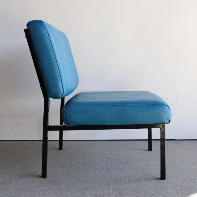 お持ち帰り専用！『ブリティッシュ・ミッドセンチュリー』Ness Furnitureのベンチシート　1脚　商品番号08044b