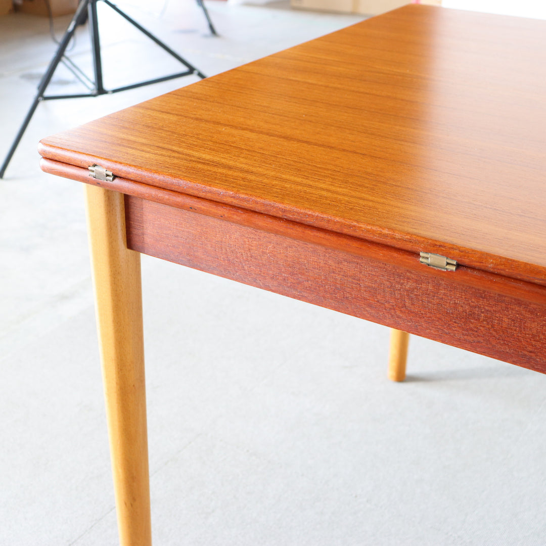 【comingsoon!】 SWEDISH COMPACT DINING TABLE ItemCode-DAWN05