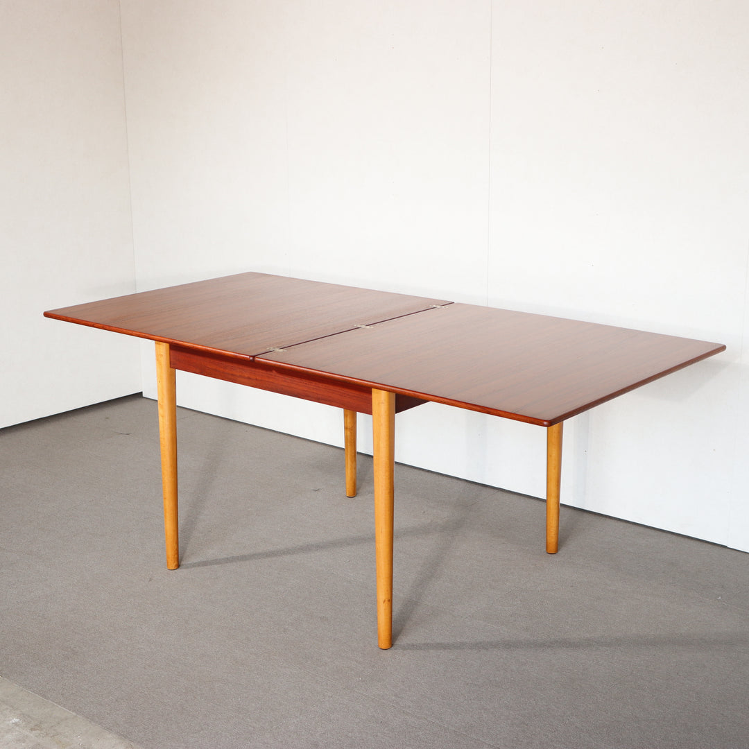 【comingsoon!】 SWEDISH COMPACT DINING TABLE ItemCode-DAWN05