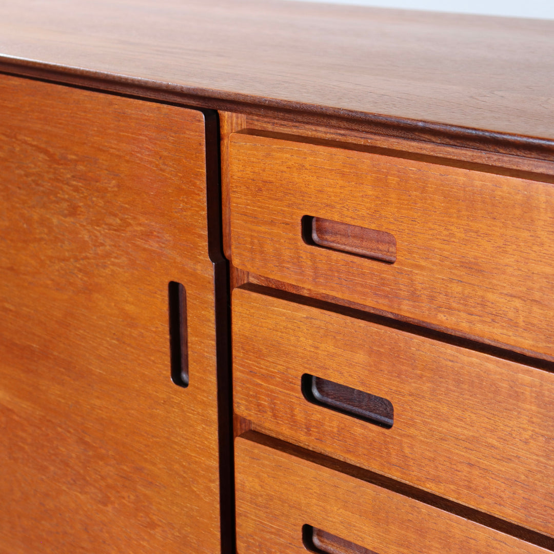 【comingsoon!】 MERRYDEW SMALL COMPACT SIDEBOARD ItemCode-DAWN52