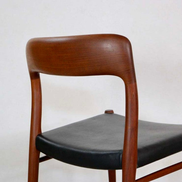 デンマークNiels.O.Moller（ニルス・オット・モラー）製　ダイニングチェア 商品番号【23182b】