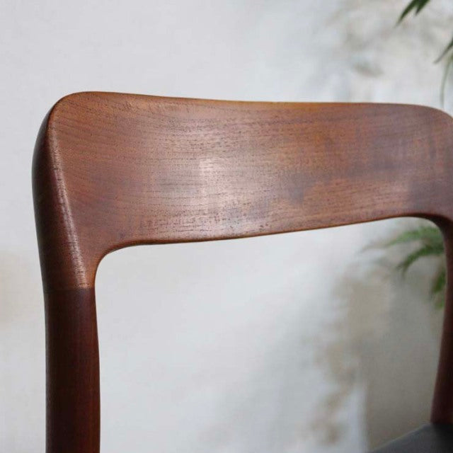 デンマークNiels.O.Moller（ニルス・オット・モラー）製　ダイニングチェア 商品番号【23182c】