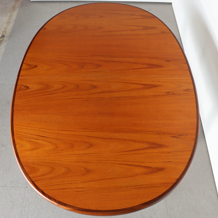 【comingsoon!】 G PLAN OVAL WHALE FIN DINING TABLE ItemCode-DAWN41