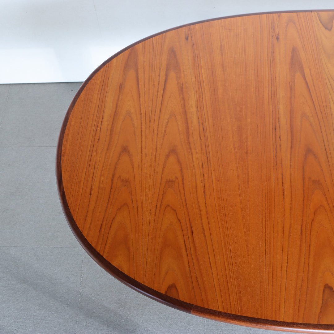 【comingsoon!】 G PLAN OVAL WHALE FIN DINING TABLE ItemCode-DAWN41